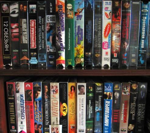 Много видеокассет разных фильмов Москва