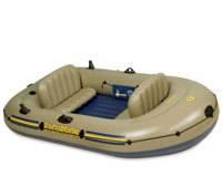 Лодка Москва