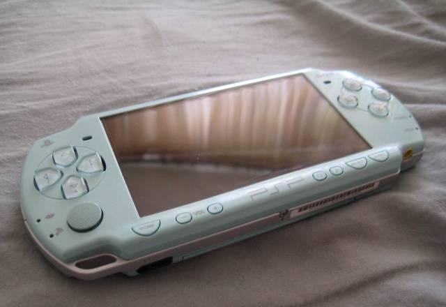 PSP Slimlite с р о ч н о торг(идеальное состояние) Санкт-Петербург