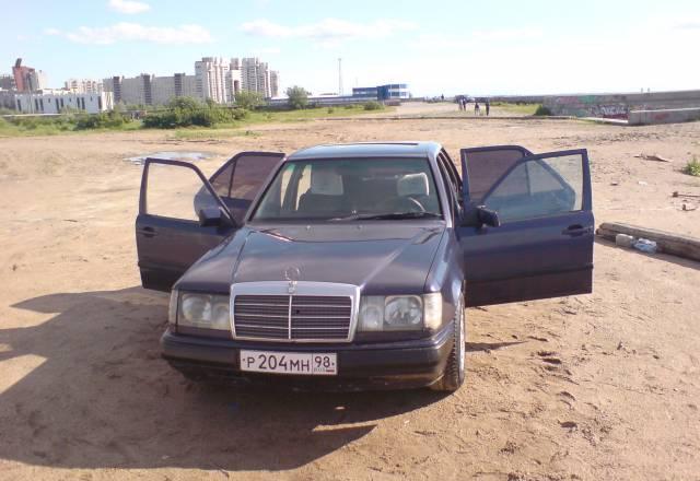 Mercedes 230, 1985 Углич