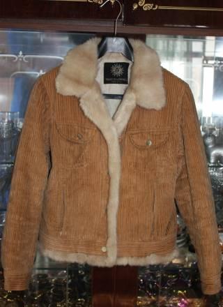 Вельветовая куртка с мехом Санкт-Петербург