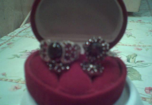 Кольцо,перстень и сережки Санкт-Петербург