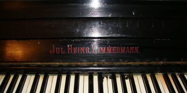 Пианино Julius Heinrich Zimmermann N 7935 Санкт-Петербург