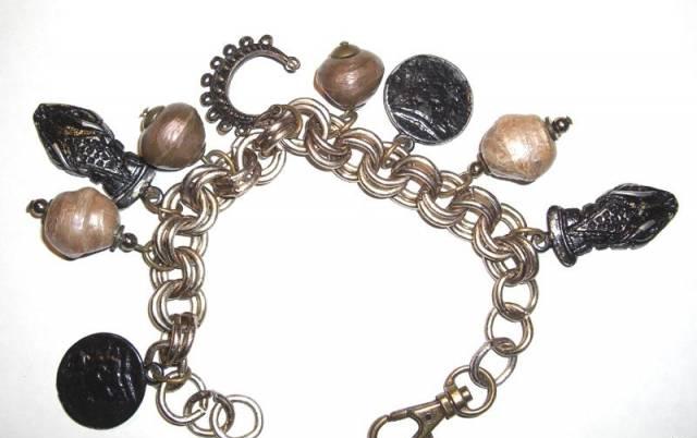 Браслет с подвесками Москва