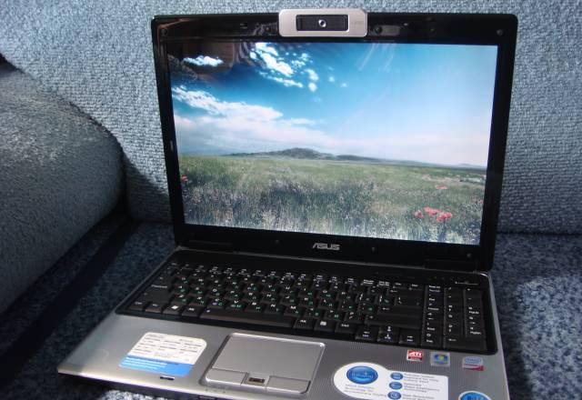 Asus MV51Va .15,4" Москва