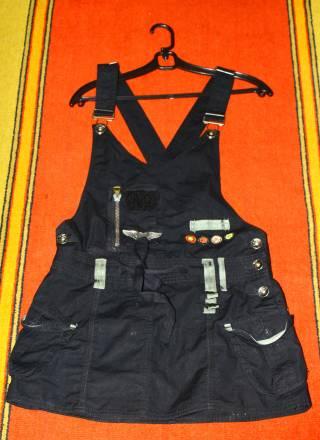 Короткая модная юбка на бретельках Москва