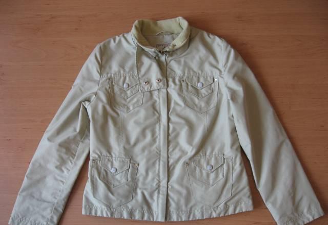 Ветровка для девочки на флисовой подкладке Москва