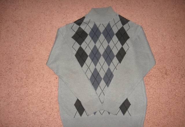 Продам 3 мужских джемпера в отличном состоянии Москва