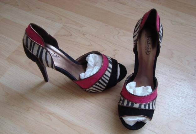 Новые стильные туфли США Размер38 Москва