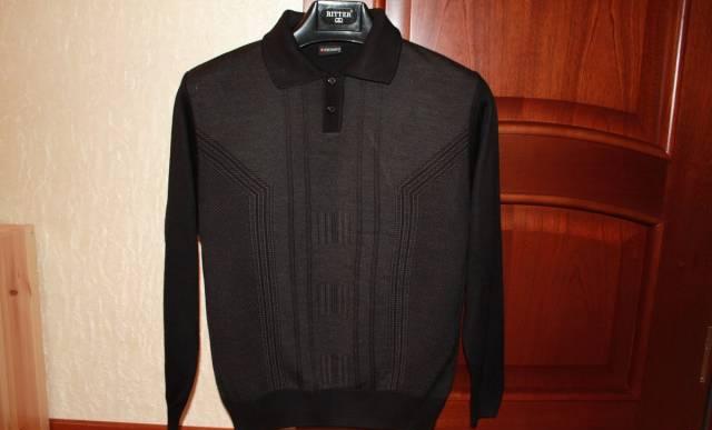 Свитер р. 48 (маркировка м) Москва