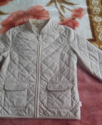 На девочку. Пакетом Москва