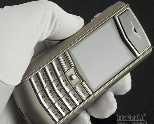 Vertu Ascent Ti - очень прочный, надежный Москва