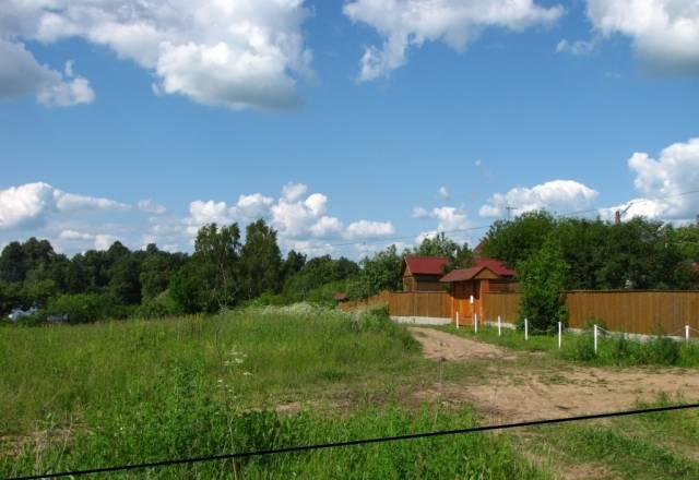 Д. Александровка.  Участок  50 соток. Свет, газ Заокский