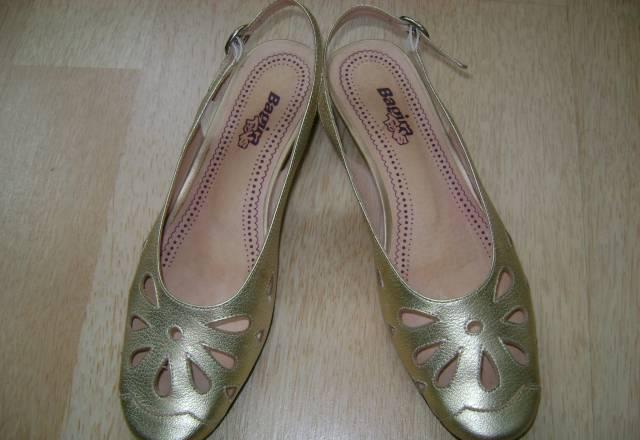 Золотые босоножки Москва