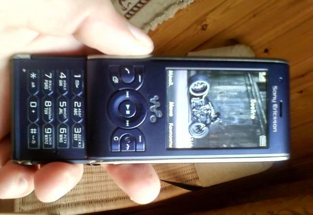SonyEricsson W595 Москва