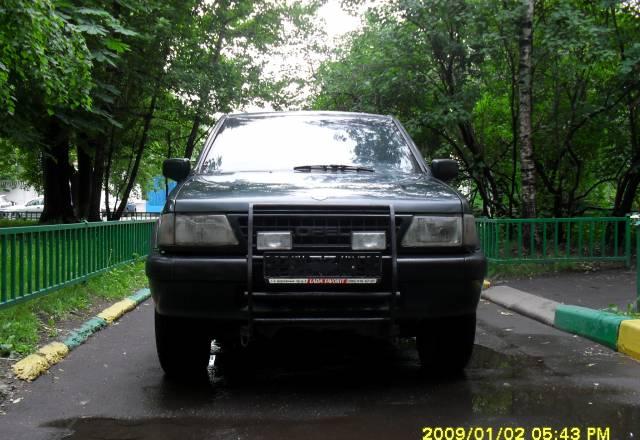 Opel Frontera, 1998 Рамный джип  двиг.2.2 Москва