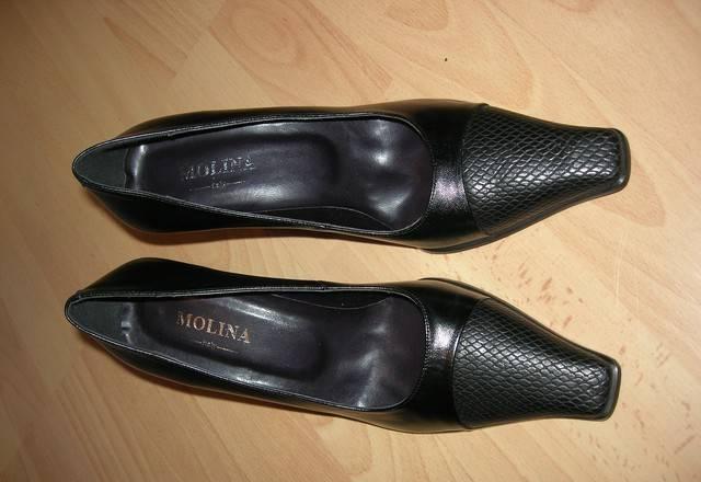 Три пары туфлей р.38-38,5 Москва