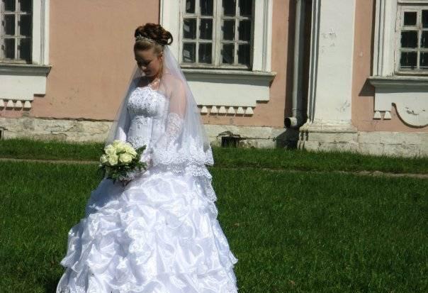 Свадебное платье +подарок Москва