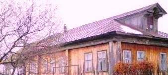 Дом на берегу озера с участком Пестяки