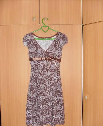 Летнее трикотажное платье р-р 42-44 новое дешево Москва