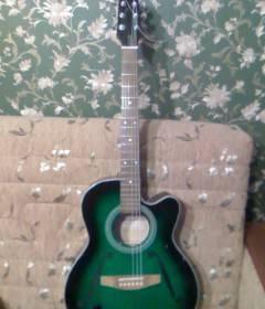 Леворукая электроакустическая гитара Москва