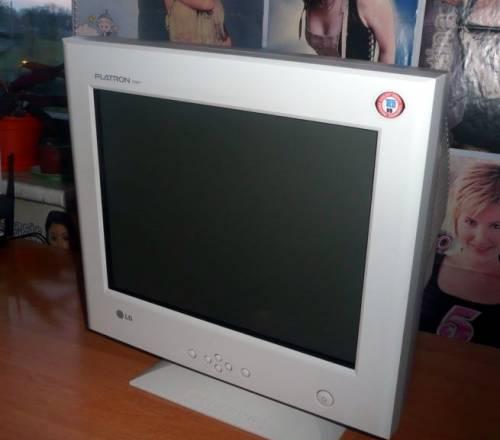 Монитор ЭЛТ 17" LG Flatron 775FT Санкт-Петербург