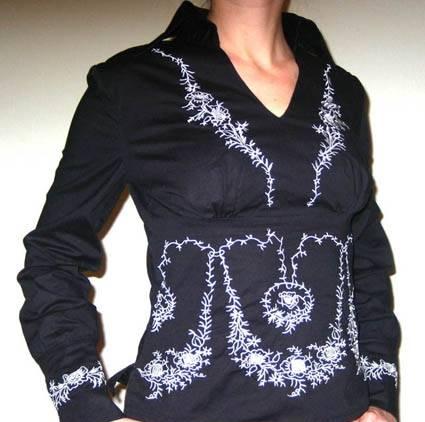 Рубашка с вышивкой Москва