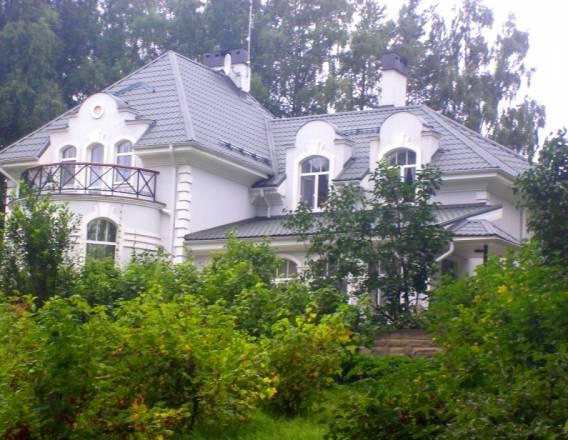 Аренда коттеджей на лето и дл.срок Санкт-Петербург