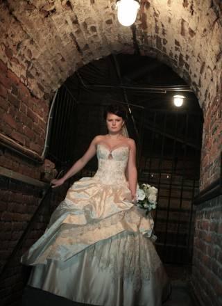 Продам великолепное свадебное платье Санкт-Петербург