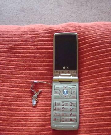 Телефон LG KF300 Gold Москва