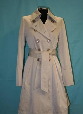 Плащ женский Санкт-Петербург