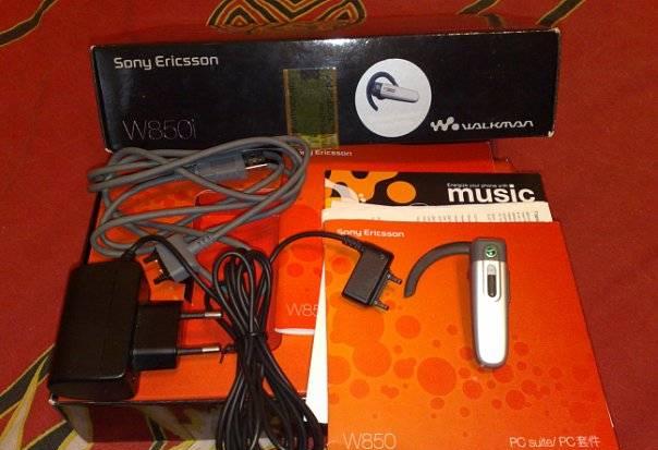 Комплект от телефона SonyEricsson W850i Москва