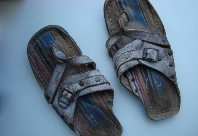 Шлёпки пляжные ,кожанные Санкт-Петербург