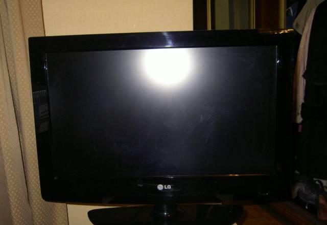 Телевизор ж/к LG 26LG3050,диаг.66см,2009год Москва