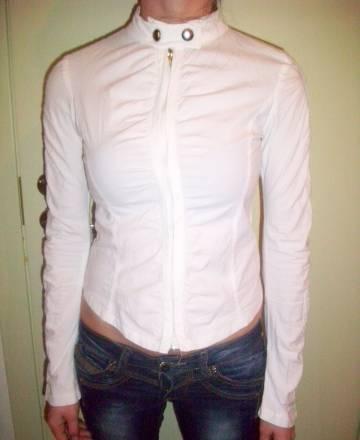 Продам белую рубашку Москва