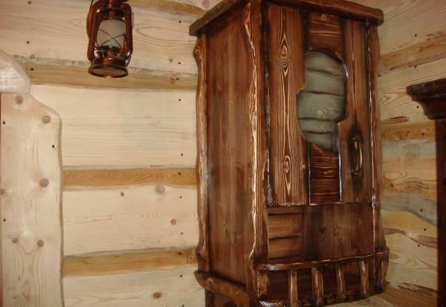 Шкафчики.диван Москва