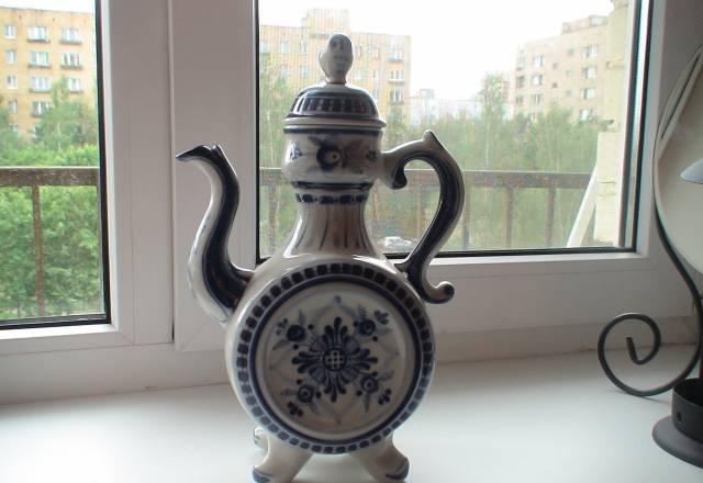 Продам очень красивый чайник гжель Москва