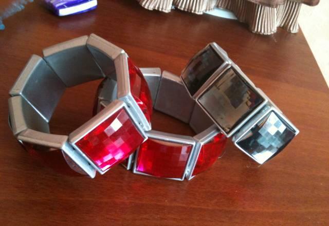 Побрякушки браслеты аксессуары Москва