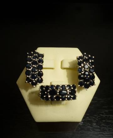 Комплект - серьги и кольцо с сапфирами Санкт-Петербург