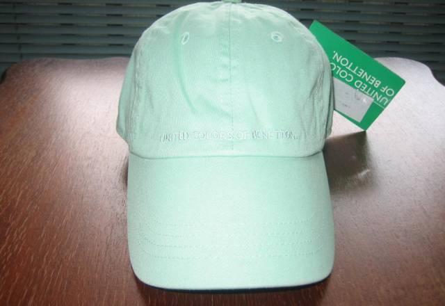 Бейсболка Benetton,р.58, новая Москва