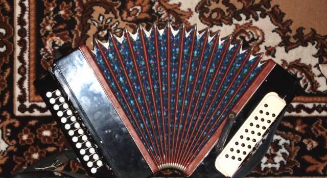 Гармонь тульская Москва