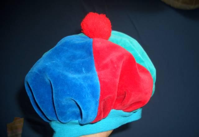 Берет разноцветный Москва