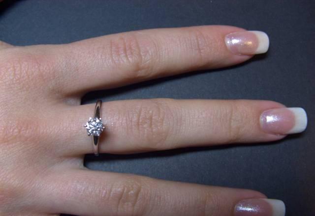 Кольцо с бриллиантом 0.5 карата Москва