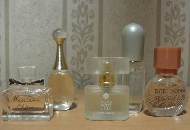 Миниатюры духов из частного собрания распродаю Санкт-Петербург