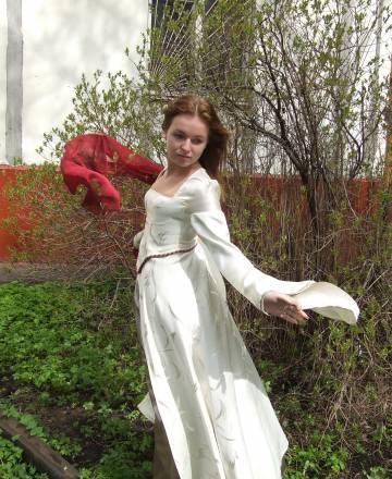 Пошив выпускных платьев на заказ Москва