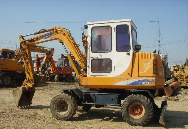 Корейский Экскаватор  Samsung MX3W-2 1999 Владивосток