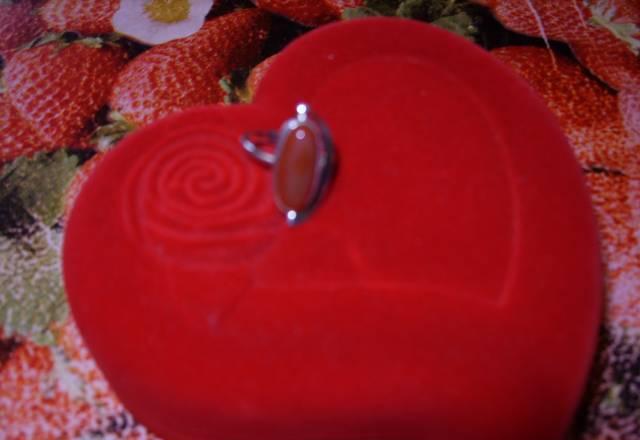 Кольцо серебро новое с натур.сердоликом р.17 Санкт-Петербург