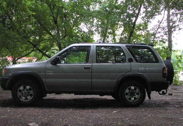 Nissan Pathfinder, 1999 Москва