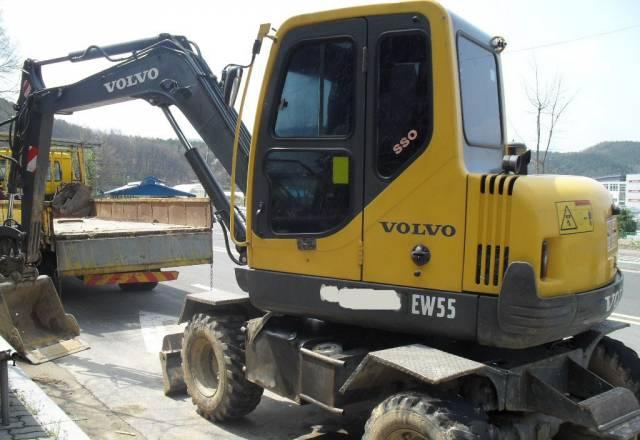 Корейский экскаватор колесный Volvo EW 55 Владивосток