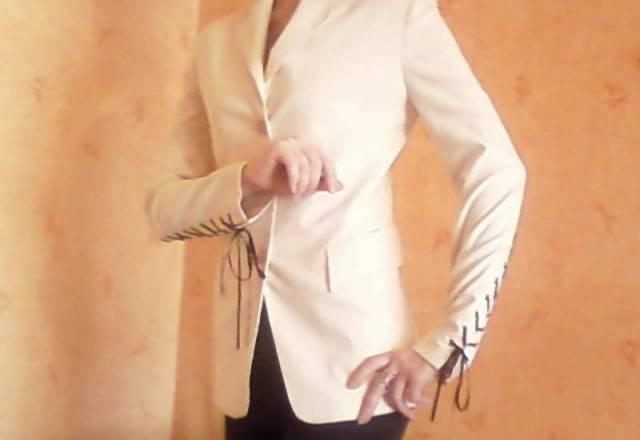 Пиджак новый на стройную девушку Санкт-Петербург